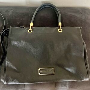 Marc Jacobs black tote/crossbody bag
